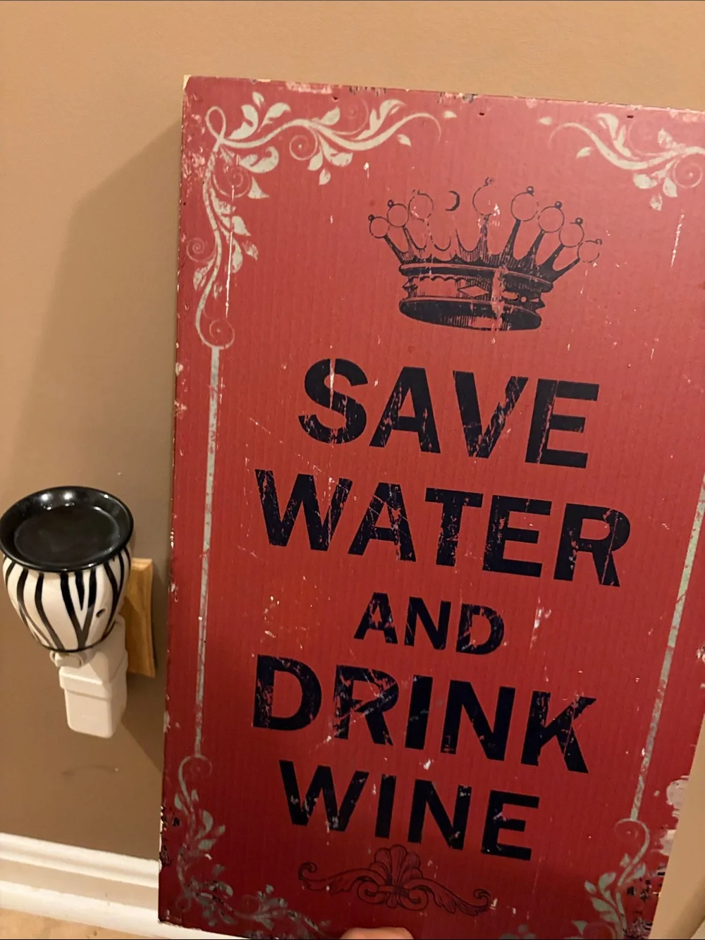 Vintage-Style Red 'Save Water and Drink Wine' Wall Sign